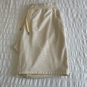 Lululemon Mens shorts XL